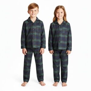 Wondershop at Target Unisex Kids Navy Plaid Flannel Pajama Set M (8)